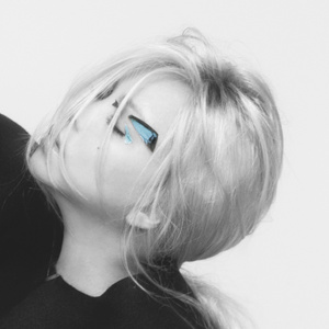 啊⋯学长⋯好硬⋯拔出来微博
